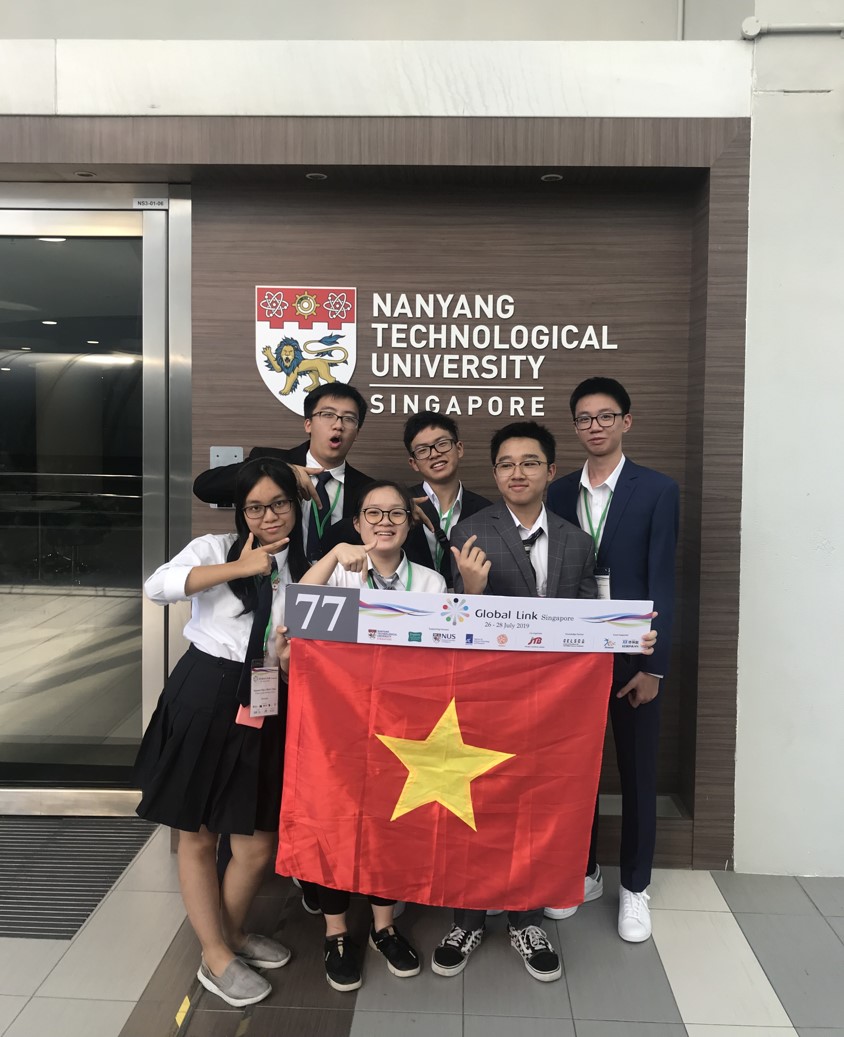 Team RICE đạt thành tích cao tại Chương trình Lãnh đạo trẻ Toàn cầu - Singapore