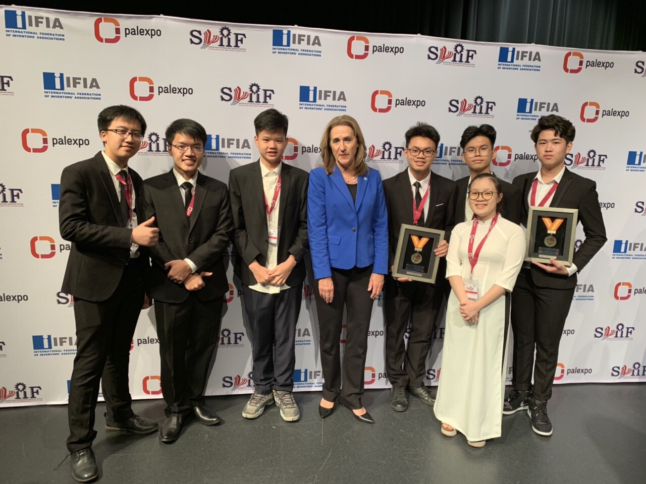 Vietnamese delegation succeeded in getting medals at SVIIF 2019