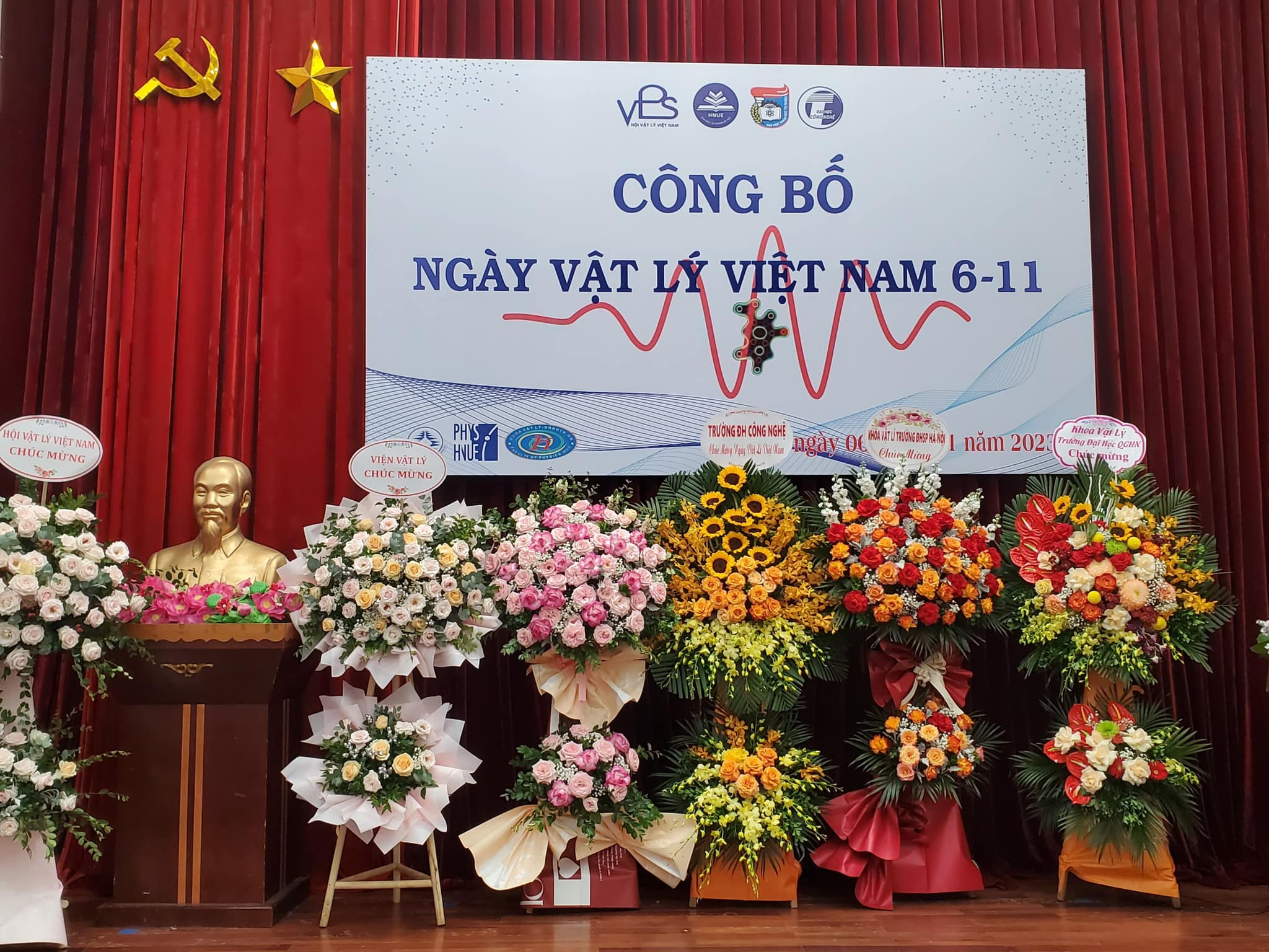Lễ công bố ngày Vật lý Việt Nam